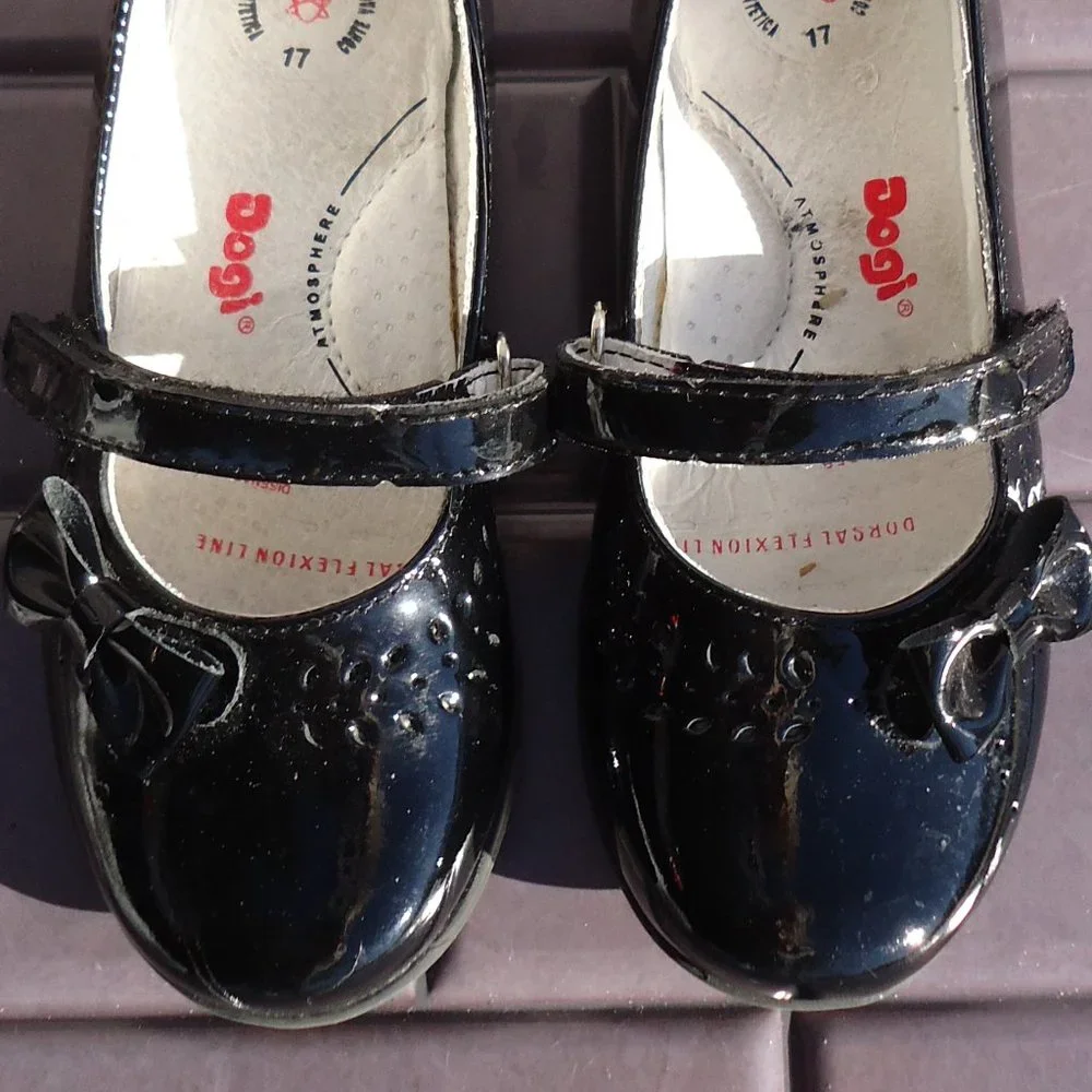 SIZE 17.  Dogi® patent leather dress shoes.